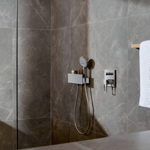 Шланговое подсоединение Hansgrohe Fixfit Porter 26456000 с держателем и полкой хром