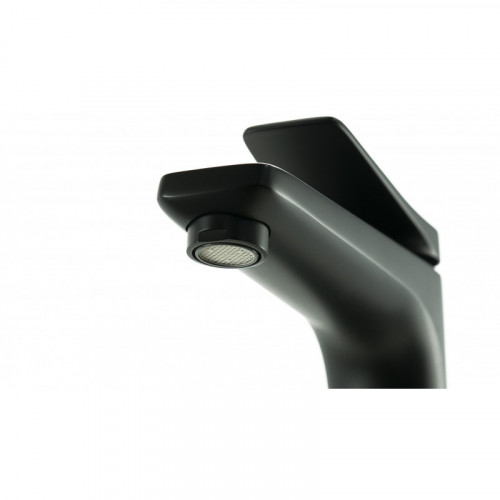 Смеситель для раковины Lemark Bronx LM3709BL черный матовый