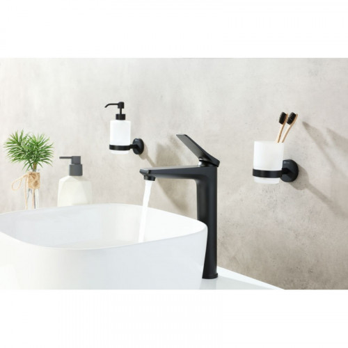 Смеситель для раковины Lemark Bronx LM3709BL черный матовый