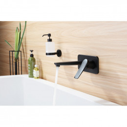 Смеситель для раковины Lemark Bronx LM3726BL черный матовый