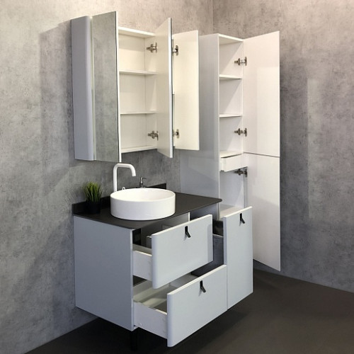 Comforty Зеркальный шкаф Сорренто 90 светло-серое матовое