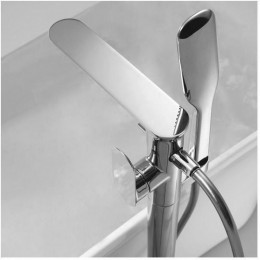 Смеситель для ванны Bravat Gina F665104C-B3-ENG напольный хром