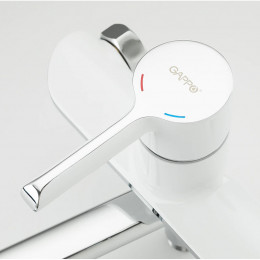 Смеситель для ванны Gappo G2203-8 белый/хром